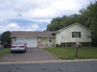 403 Mint Cir, Shakopee, MN 55379