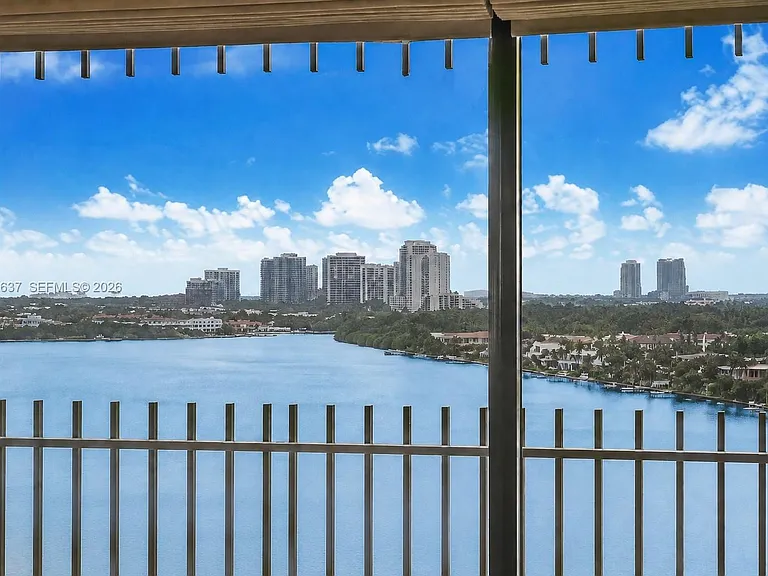 3 Grove Isle Dr #C1208 — Photo 7