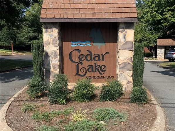 116 Cedar Lake Trl, Winston Salem, NC 27104