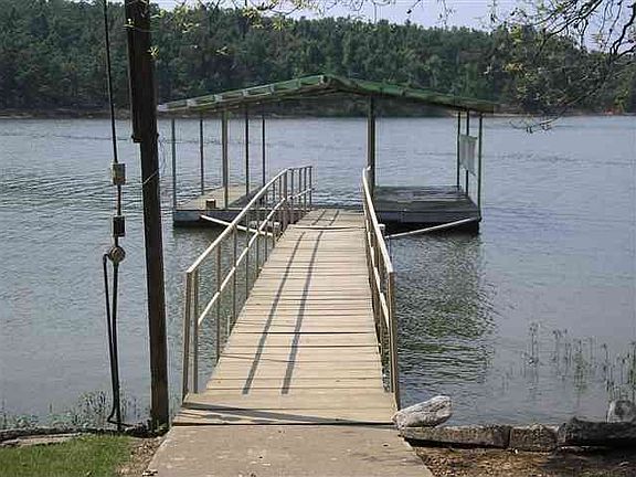 5th image of 138 John Phillips Ln
