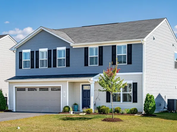 1207 Watson Ln, Grottoes, VA 24441