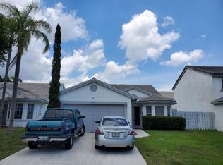 2975 Torrey Pine Ln, Lake Worth, FL 33462