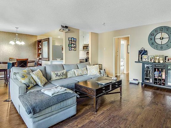4th image of 824 Camino Real Unit 104