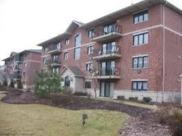 6850 W Winding Trl Unit 204, Oak Forest, IL 60452