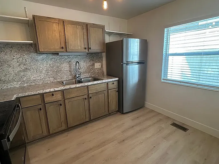 1012 S West Temple St #1 — Photo 3