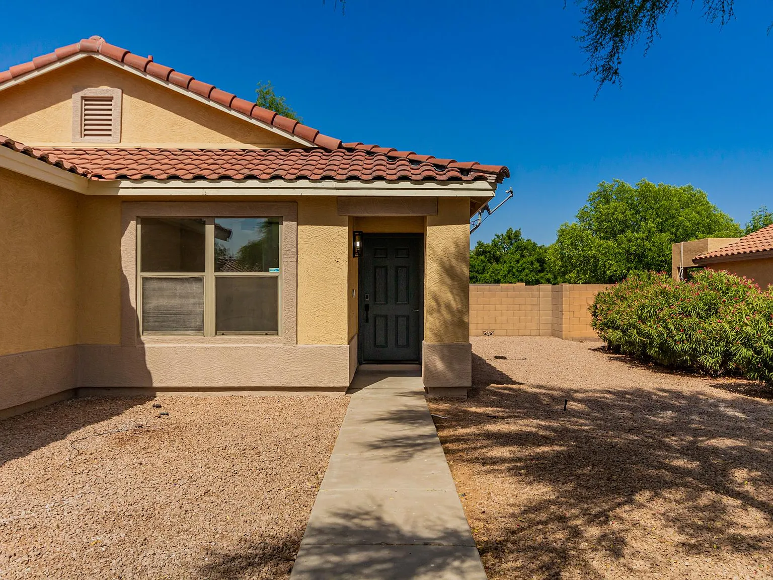 4 bed, 1509 sqft, $2,200 — Photo 4