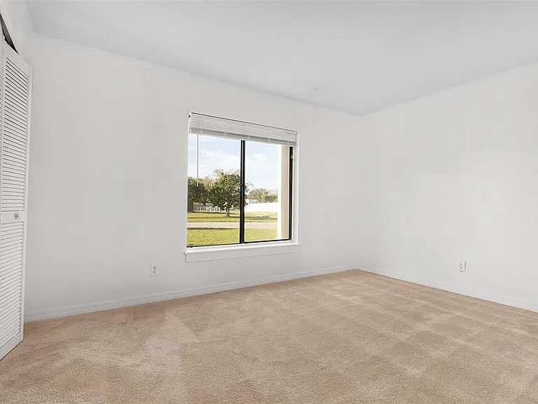 712 E Flag Way — Photo 19