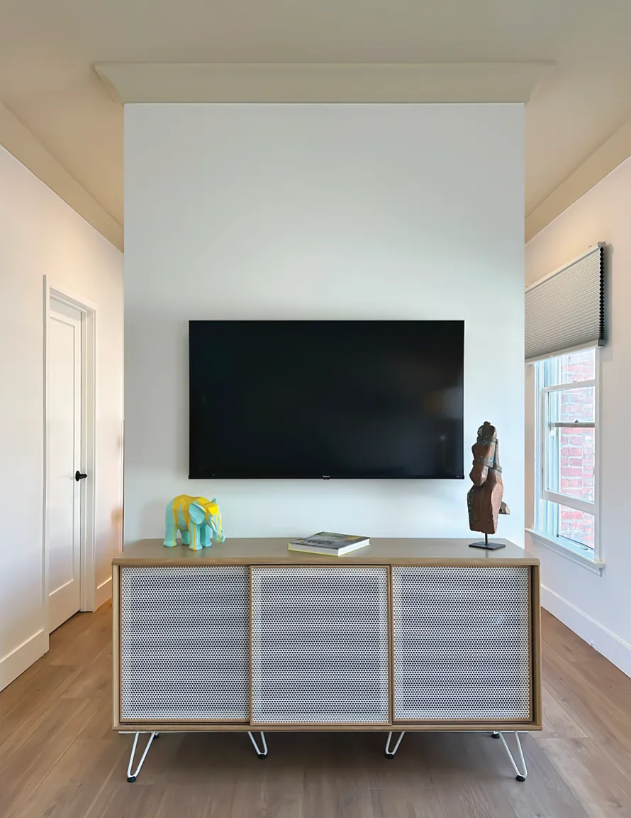 Studio, 550 sqft, $2,975 — Photo 1