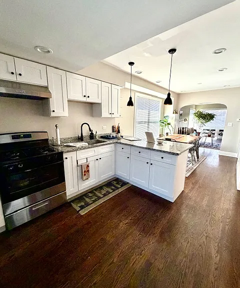 5519 N Neenah Ave — Photo 3