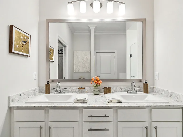 Alluvia Apartments — Photo 16