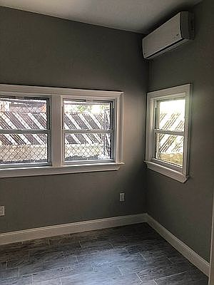 5th image of 392 Audubon Ave #1