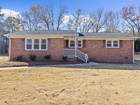163 Sunset Dr, Cowpens, SC 29330