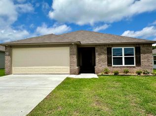 11 Curly Leaf Ln, Conway, AR 72032