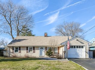 20 Assisi Way, Norwalk, CT 06851