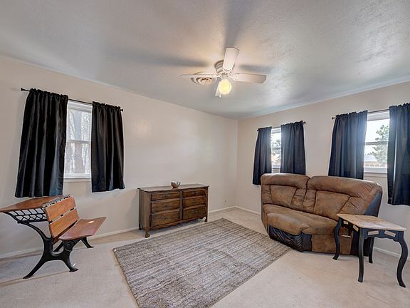 4th image of 4218 E Everglade Ave