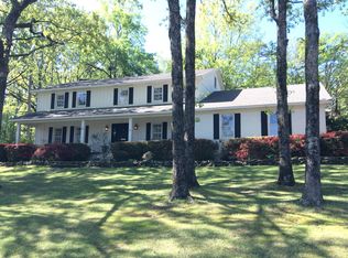 33 Pebble Beach Dr, Little Rock, AR 72212
