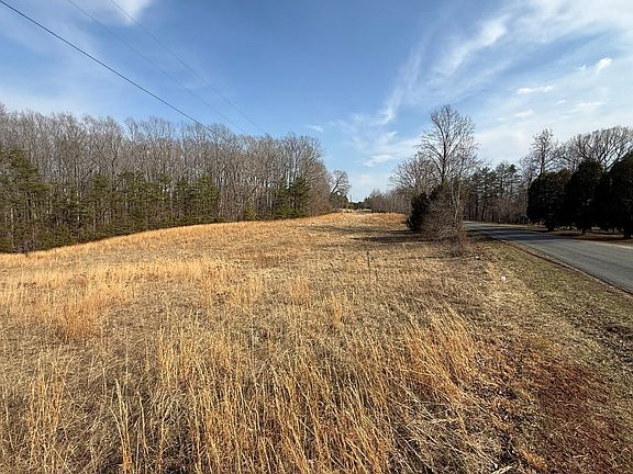 2nd image of Crumptown Rd