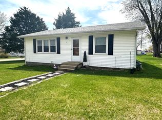 8 John F Kennedy Ave, Chillicothe, MO 64601