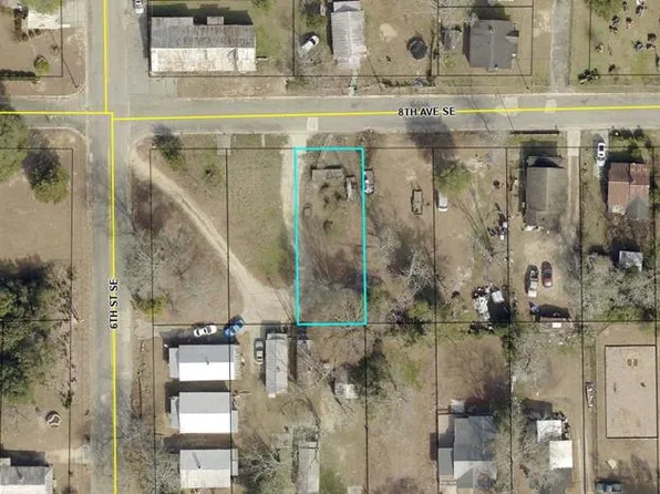 612 8th Ave SE, Moultrie, GA 31768