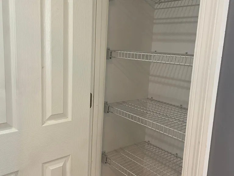 18 Clear Springs Ct — Photo 26