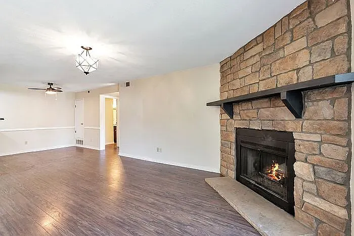 1871 S Pitkin Cir #B — Photo 15