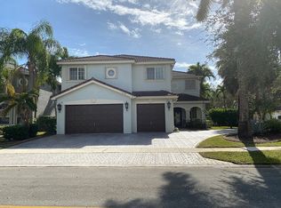 16380 SW 14th St, Pembroke Pines, FL 33027