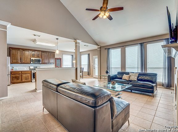 4th image of 510 Benedict Ct