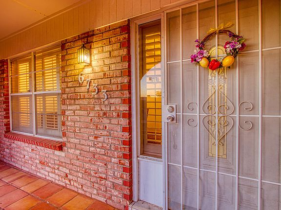 4th image of 6733 Mariposa Dr