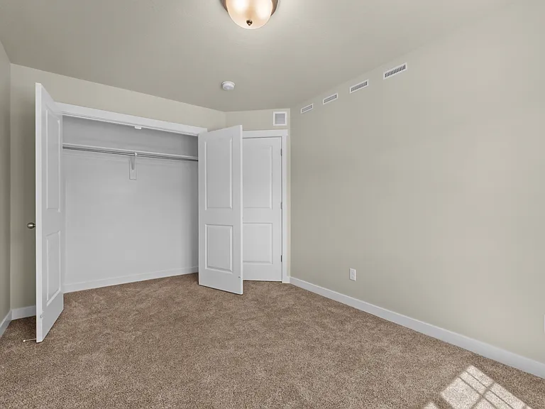 4052 W Harper Ln #128 — Photo 12