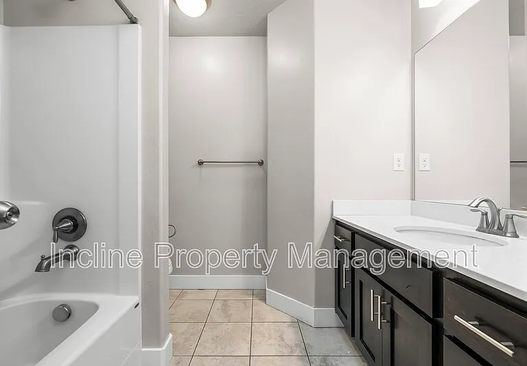 626 N Preserve Dr — Photo 16