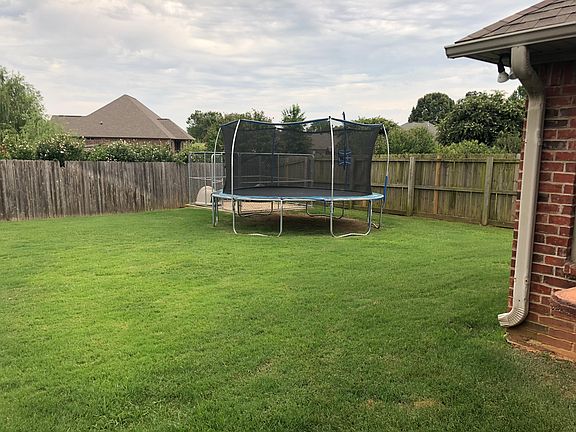 2nd image of 7411 Palisades Dr