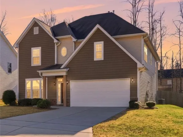 306 Summerwalk Rd, Greensboro, NC 27455