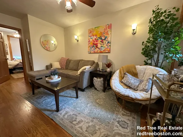 5 Phillips St, Boston, MA