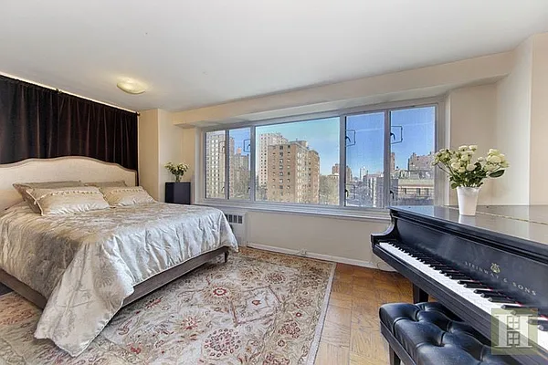 Rented by Halstead Real Estate | media 12