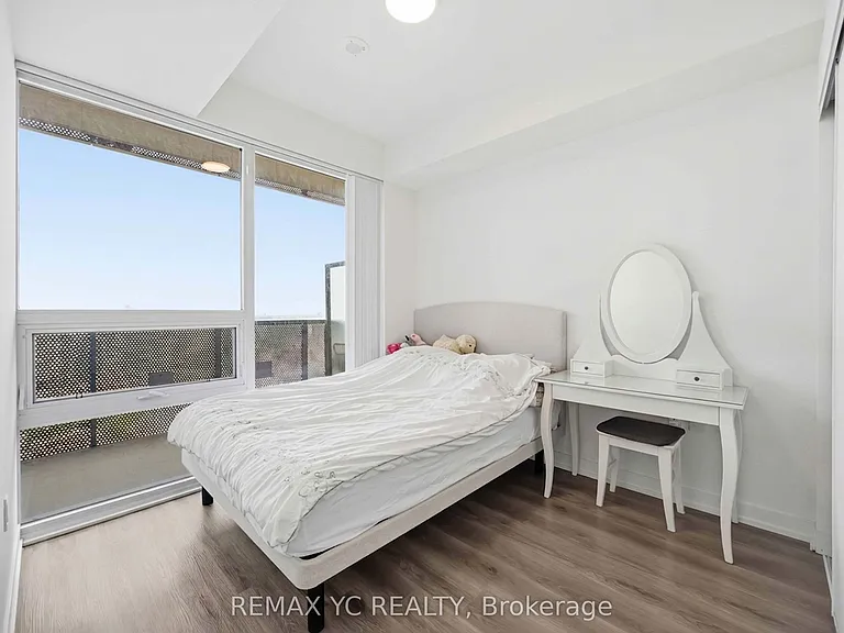 138 Downes St #6301 — Photo 12