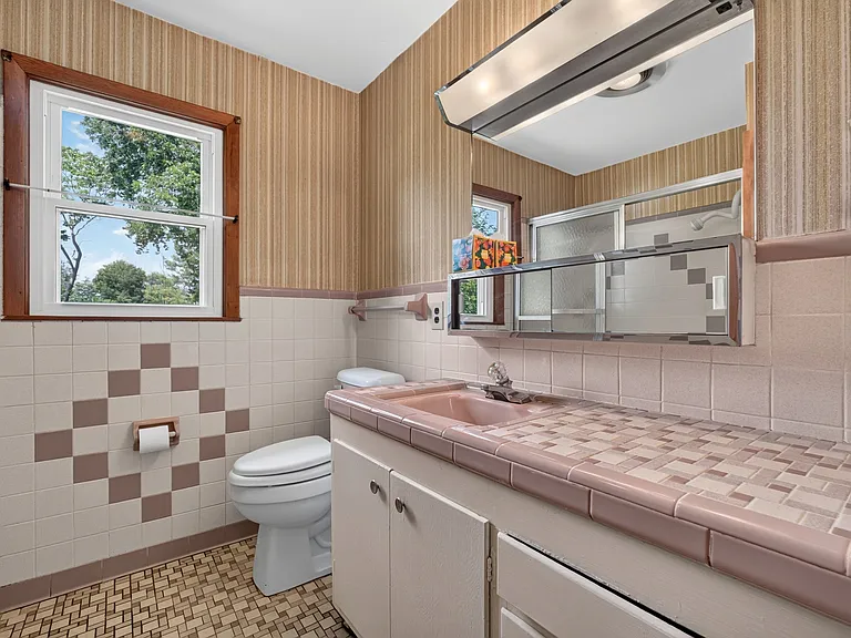 418 Polk St — Photo 14