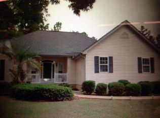 228 Lakewood Dr, Greenwood, SC 29649