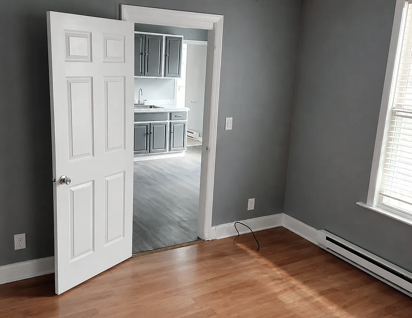 28 Hickory St — Photo 4