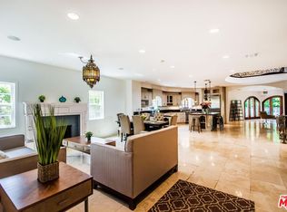 12109 Maxwellton Rd, Studio City, CA 91604