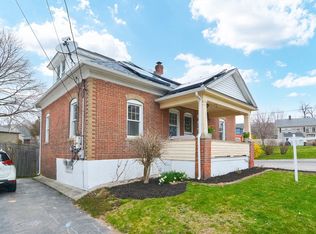 47 1st St, Webster, MA 01570