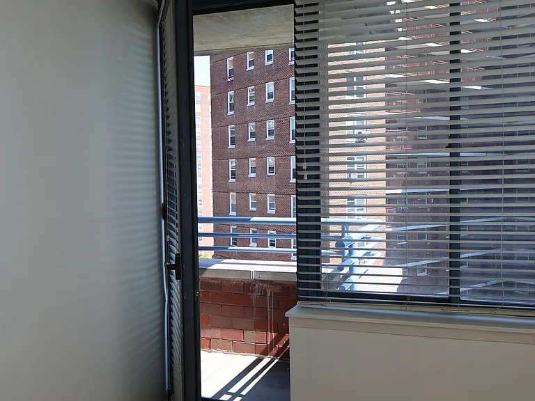 62-54 97th Pl #8A — Photo 4
