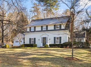 36 Hillcrest Rd, Burlington, VT 05401