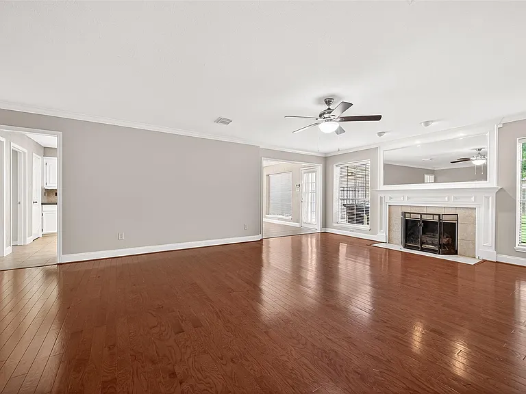 4506 Warwick Dr — Photo 7