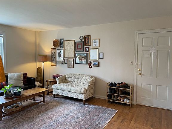 2nd image of 2840 Fairway Dr APT 182C