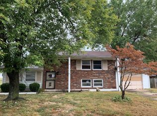 1005 Woodbourne Dr, New Albany, IN 47150