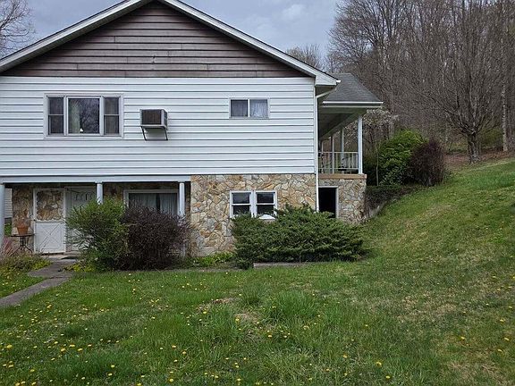 2nd image of 67 Grand Ave