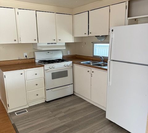 4th image of 7807 E Main St #C03