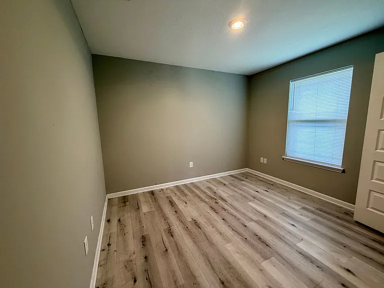 2419 Cocoa Ave — Photo 11