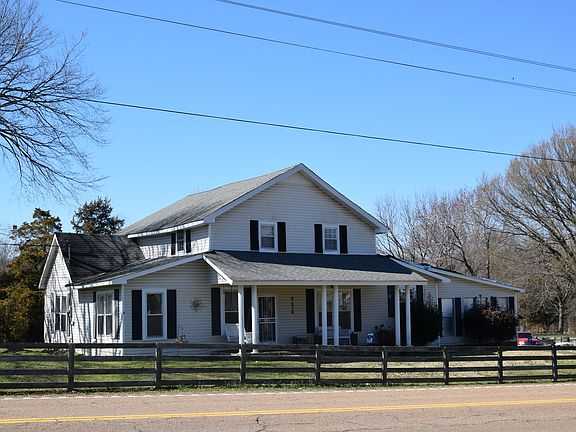 2nd image of 13241 Highway 76 S