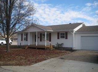 500 Hillsdale Dr, Carmi, IL 62821